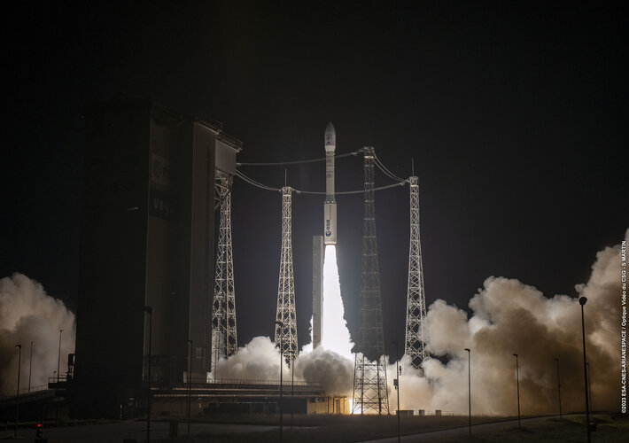 Vega VV23 liftoff